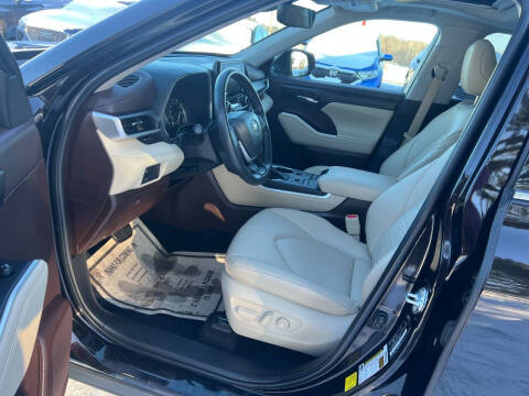 2022 Toyota Highlander XLE