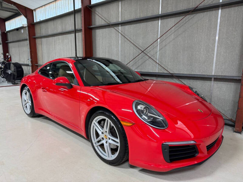 2018 Porsche 911 Carrera