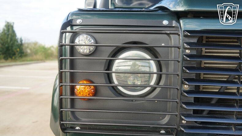 1999 Land Rover Defender