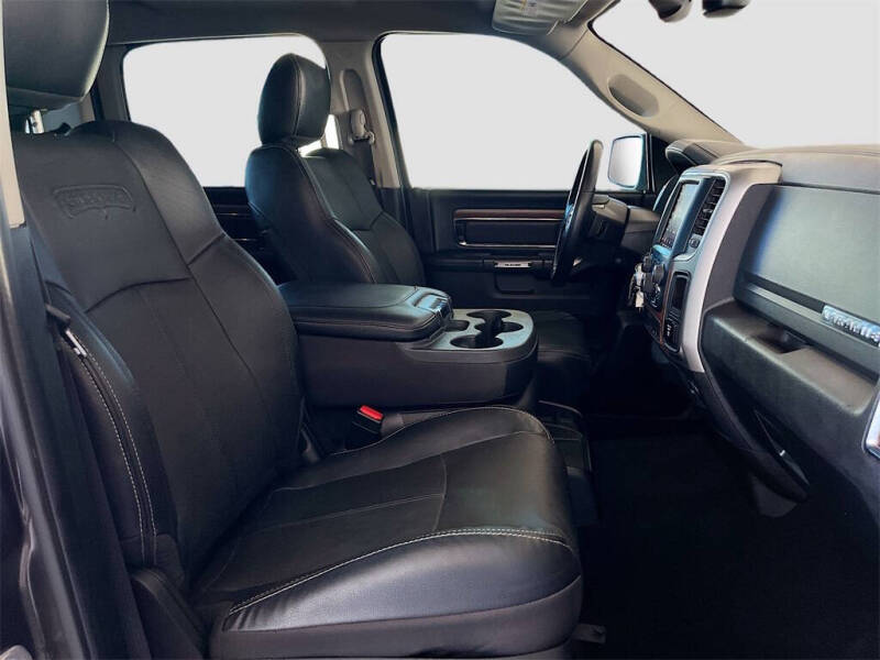 2019 RAM 1500 Classic Laramie