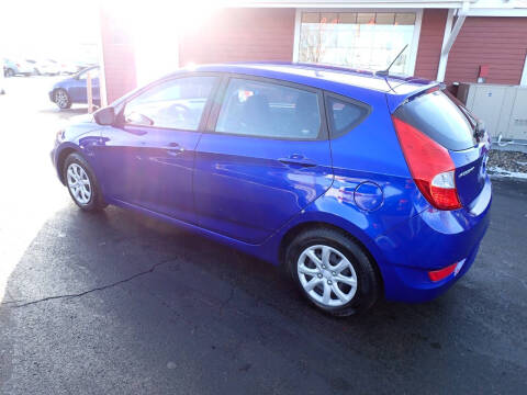 2013 Hyundai Accent GS