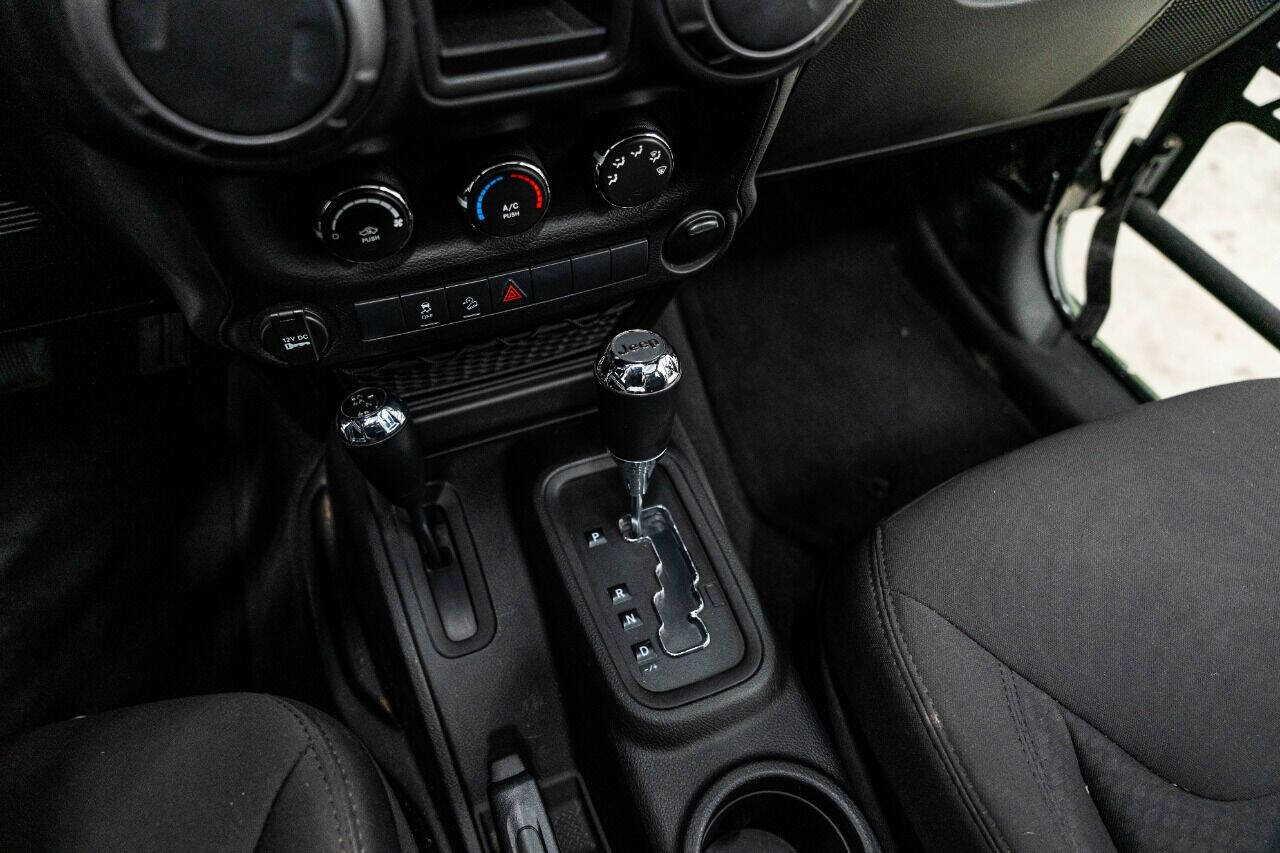 2013 JEEP Wrangler SUV / Crossover - $24,999