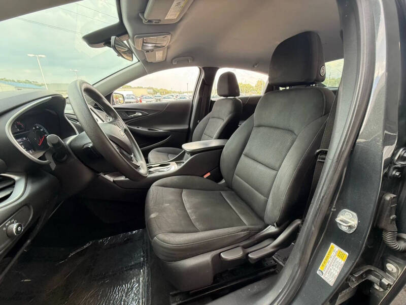 2017 Chevrolet Malibu LS