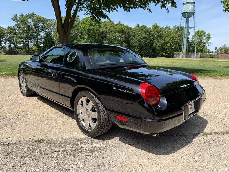 2002 Ford Thunderbird Deluxe