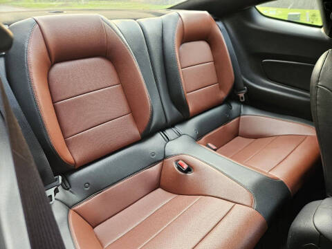 2015 Ford Mustang EcoBoost Premium