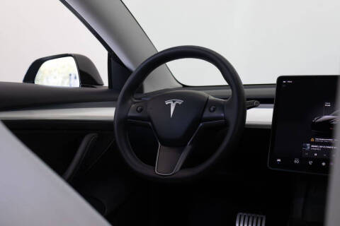 2023 Tesla Model 3 Performance
