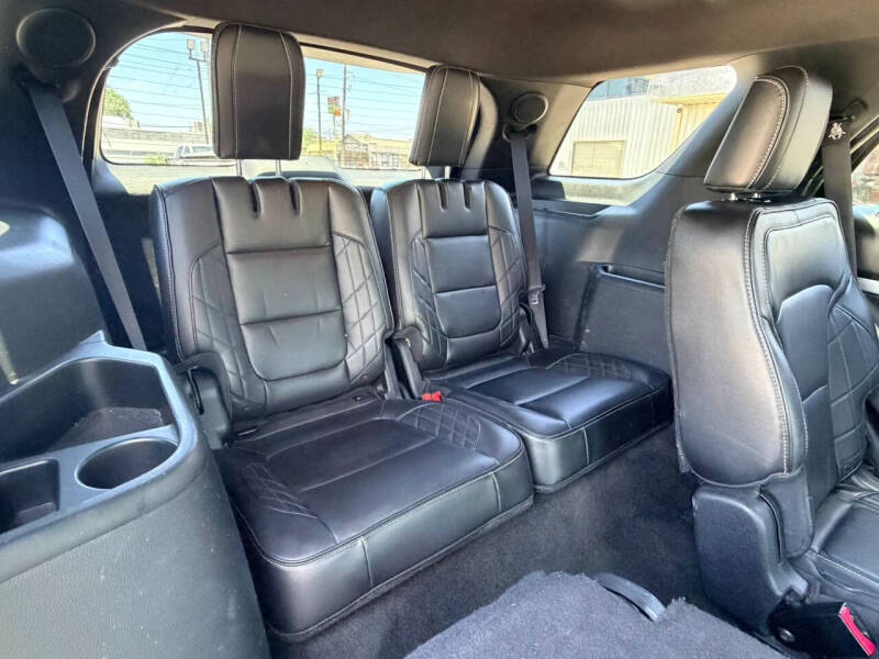 2018 Ford Explorer Platinum