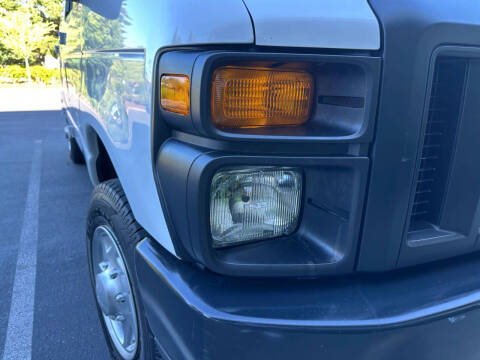 2011 Ford E-Series E-150