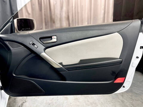 2016 Hyundai Genesis Coupe