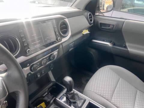 2023 Toyota Tacoma SR5 V6