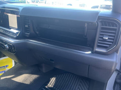 2024 GMC Sierra 1500 Elevation Standard