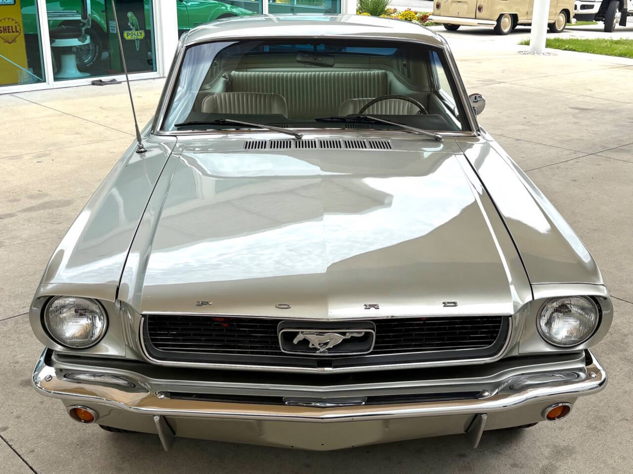 1966 Ford Mustang 3