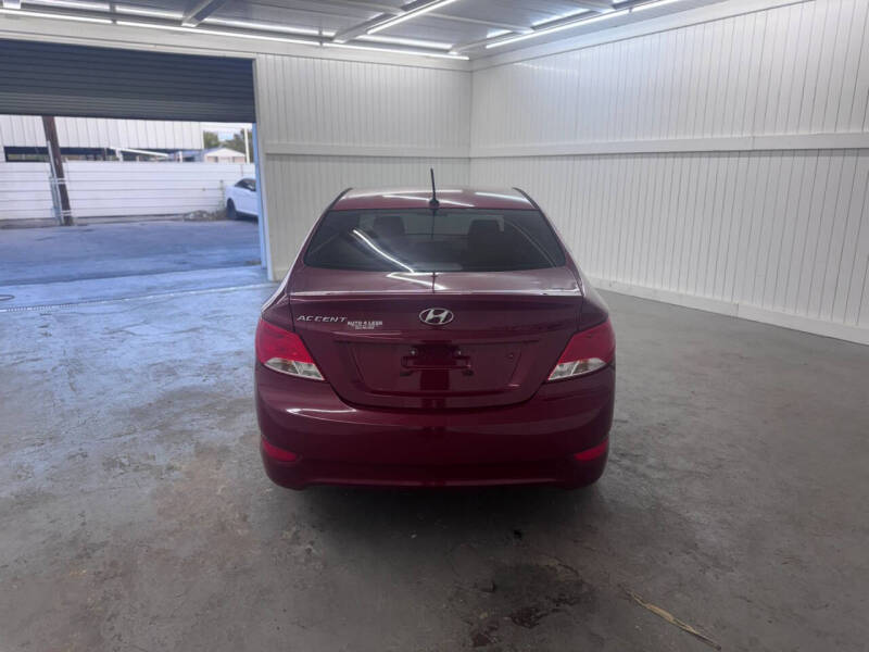 2016 Hyundai Accent SE