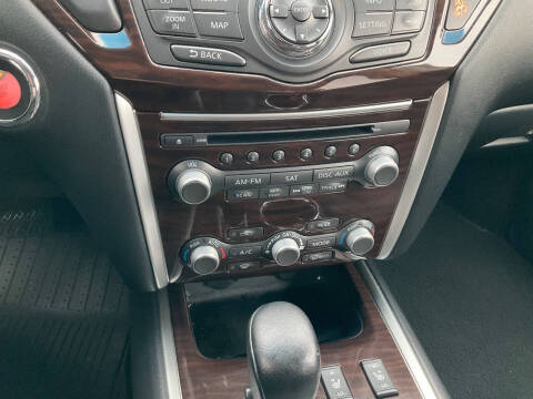 2014 Nissan Pathfinder SL