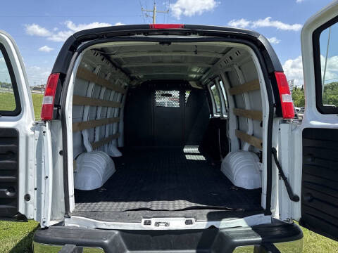 2024 GMC Savana 2500