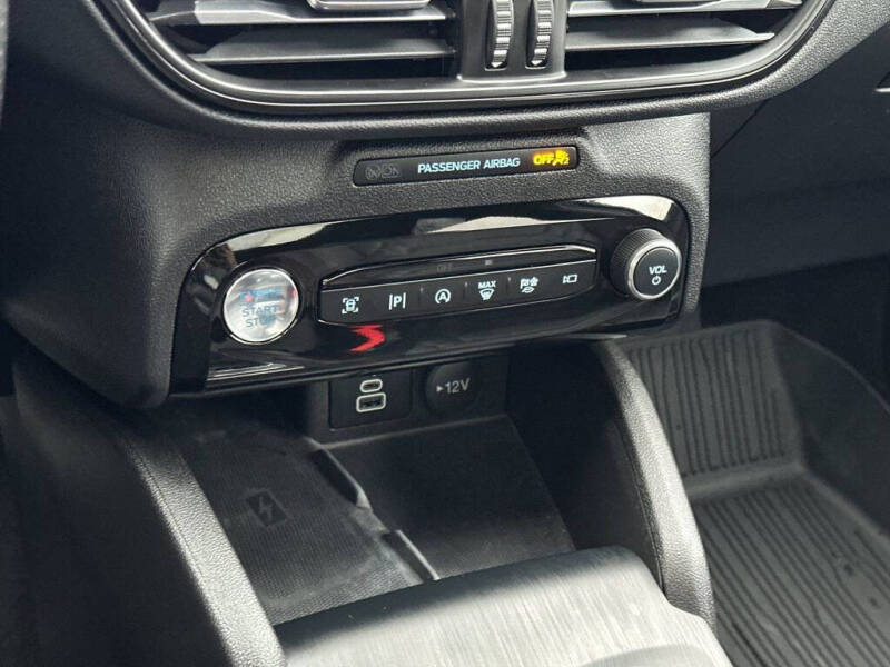 2024 Ford Escape ST-Line Elite