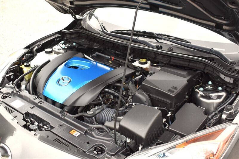 2013 Mazda MAZDA3
