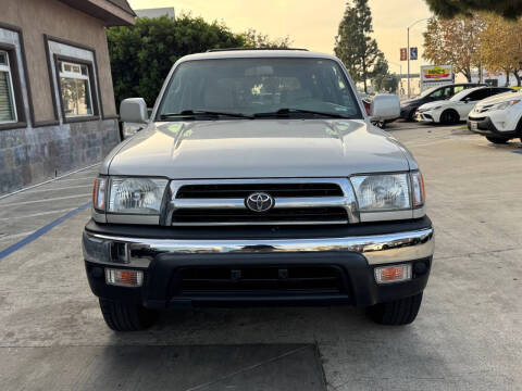 1999 Toyota 4Runner SR5