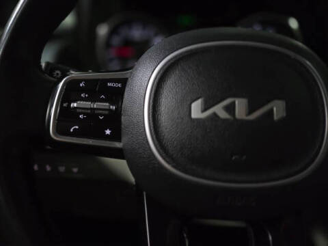 2022 Kia Carnival EX