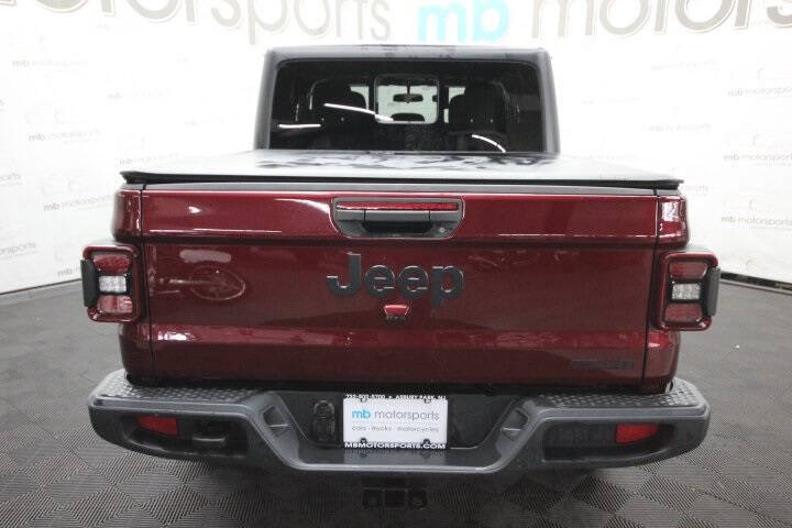 2021 Jeep Gladiator Sport