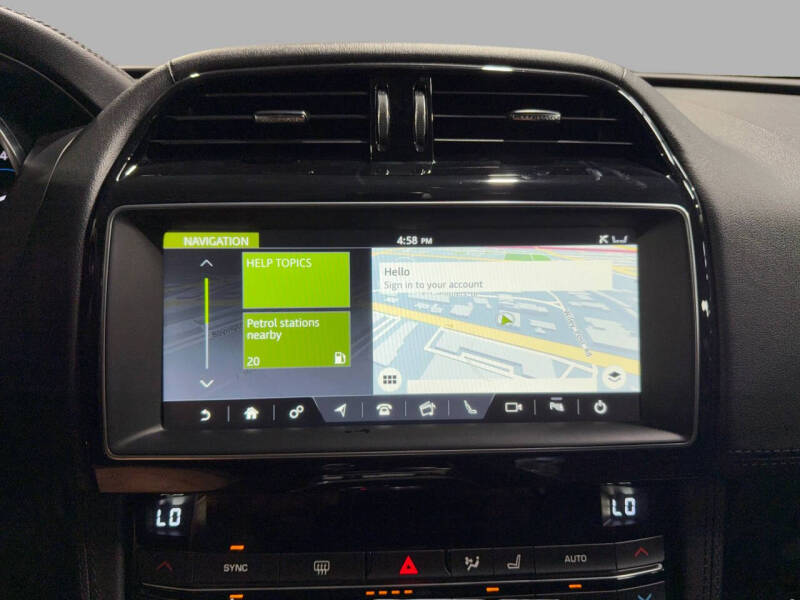 2020 Jaguar F-PACE 30t Prestige