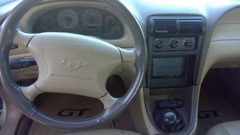 2000 Ford Mustang GT