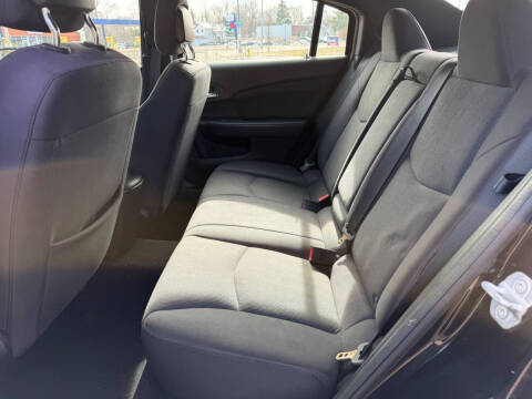2013 Chrysler 200 LX