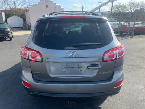 2011 Hyundai Santa Fe SE