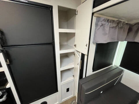 2023 Forest River WILDCAT M-282RKX