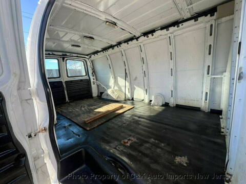 2021 Chevrolet Express 2500