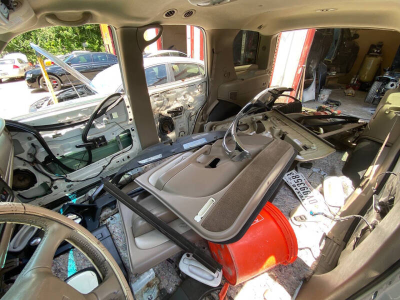2001 GMC Yukon Denali