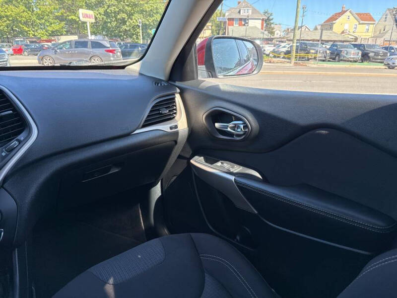 2017 Jeep Cherokee Latitude