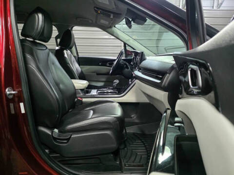 2022 Kia Carnival EX