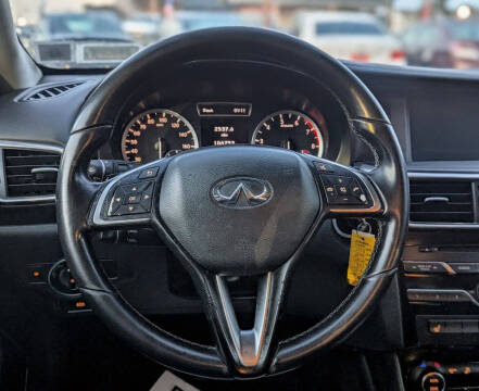 2018 Infiniti QX30 Luxury