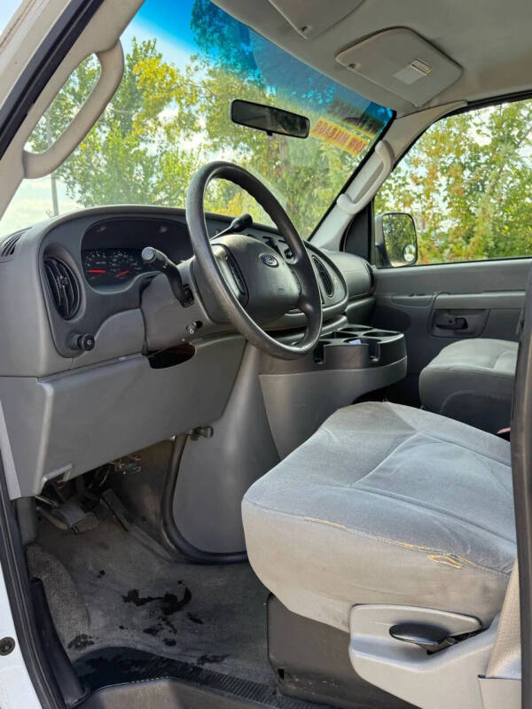 2008 Ford E-Series E-150