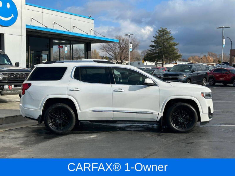 2022 GMC Acadia Denali