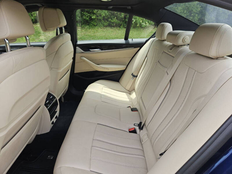 2018 BMW 5 Series 530i