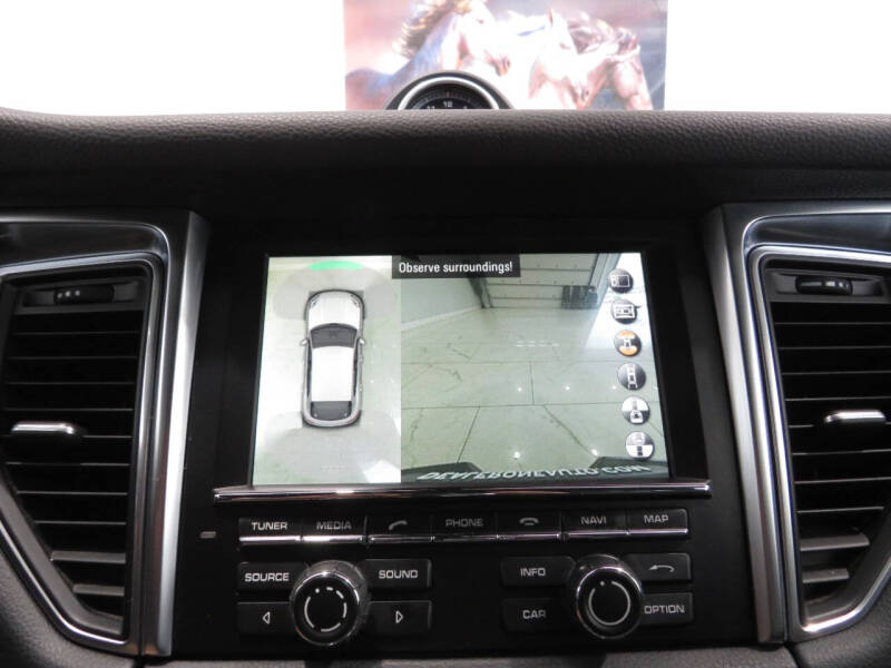 2016 Porsche Macan S