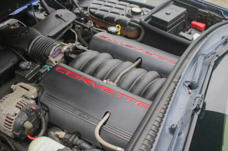 2004 Chevrolet Corvette