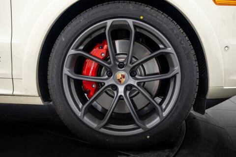 2026 Porsche Cayenne GTS Coupe