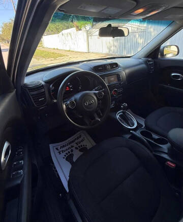 2017 Kia Soul +