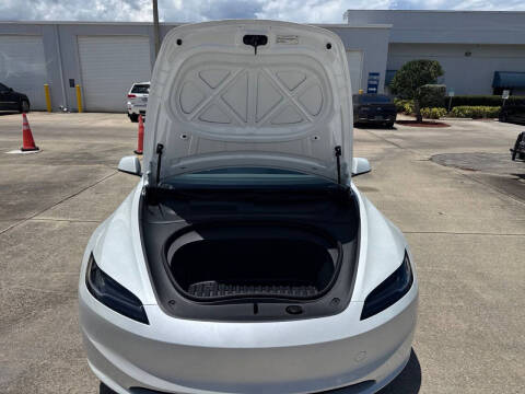 2025 Tesla Model 3 Long Range