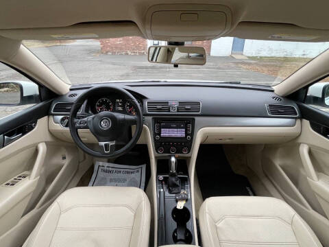 2015 Volkswagen Passat 1.8T S