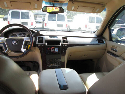 2010 Cadillac Escalade Premium