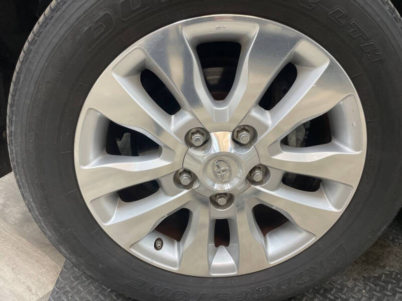 2011 Toyota Sequoia Platinum