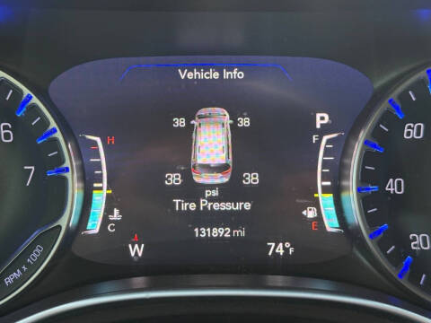 2017 Chrysler Pacifica Touring-L Plus