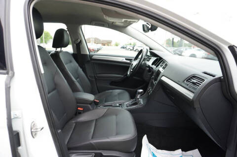 2016 Volkswagen e-Golf SEL Premium