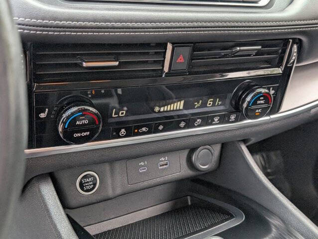 2022 Nissan Rogue SV