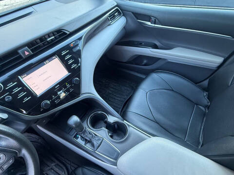 2020 Toyota Camry LE