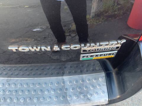 2009 Chrysler Town and Country Touring